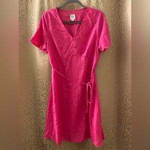 Gap tie-waist maternity dress